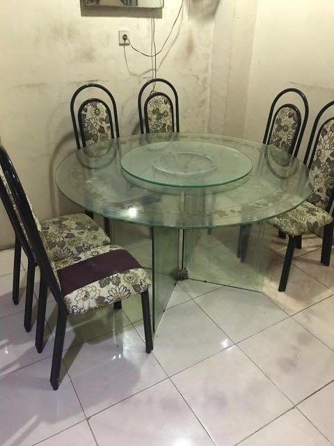 Meja Makan Kaca By Fissler 8 Kursi Perabotan Rumah Di Carousell