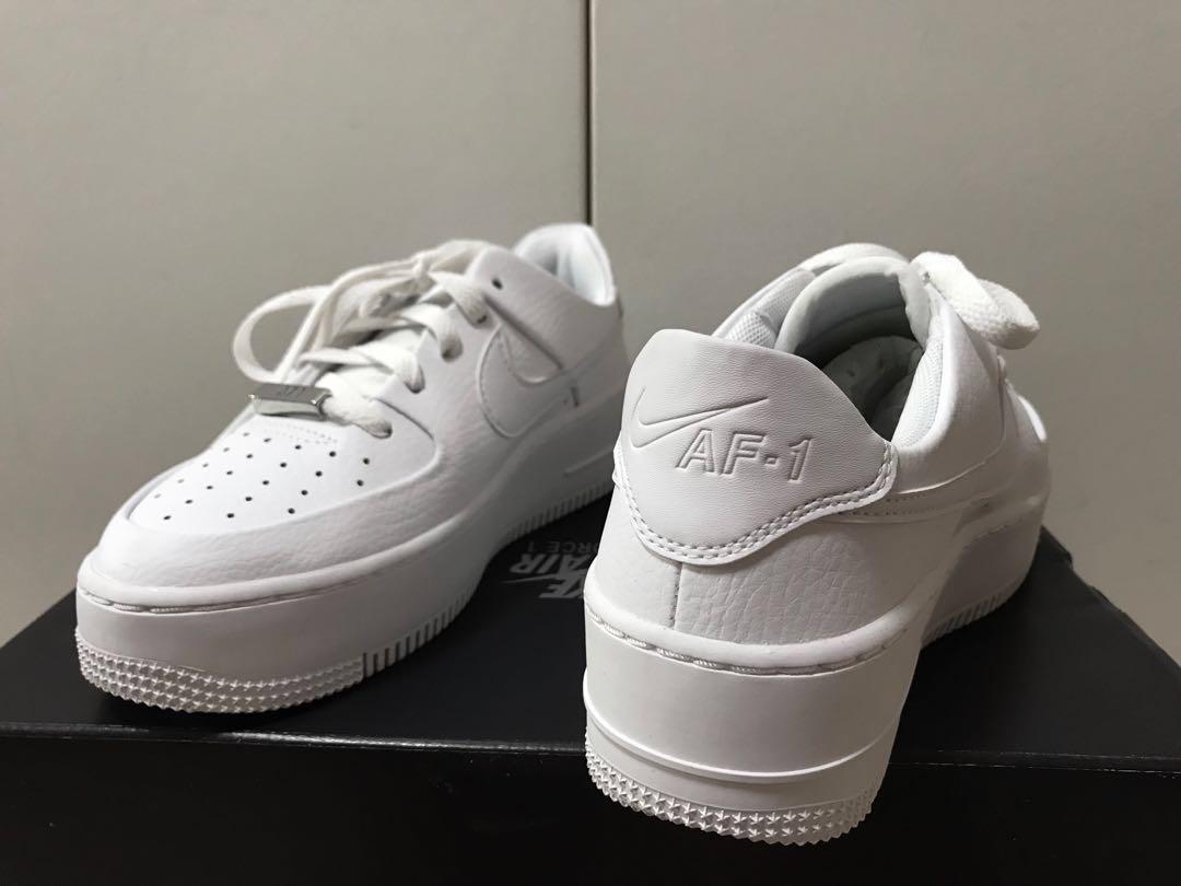 Nike air force 1 best sale sage low white size 9