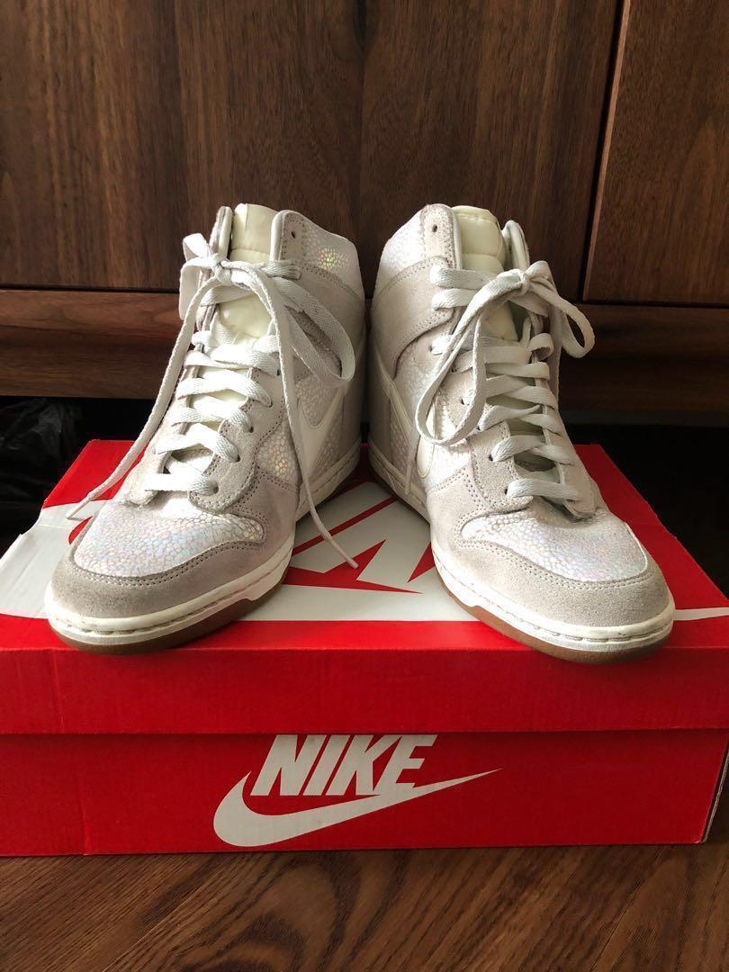 Nike Sneakers NIKE WOMEN DUNK SKY HI PRM SHOES TRAINERS US 8 Carousell