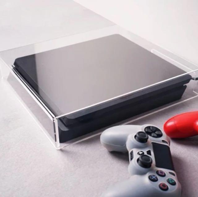 Ps4 Pro crystal clear display case with 