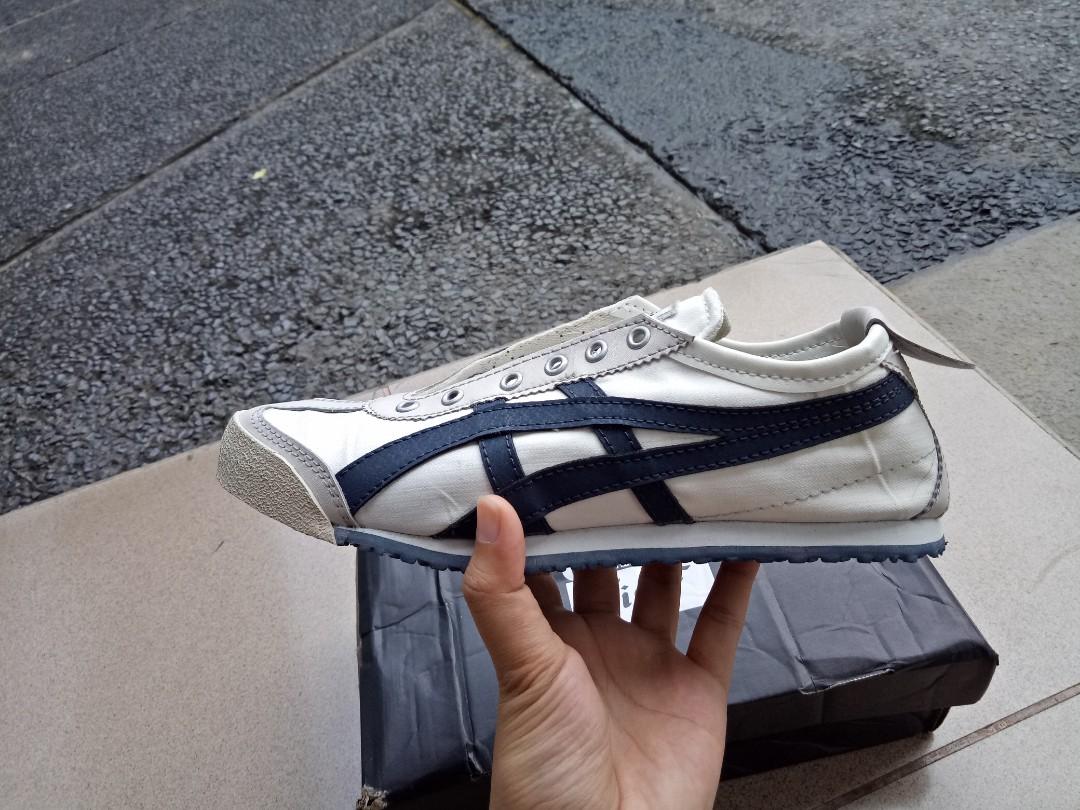 Sepatu Slip On Onitsuka Tiger Women S Fashion Women S Shoes On Carousell