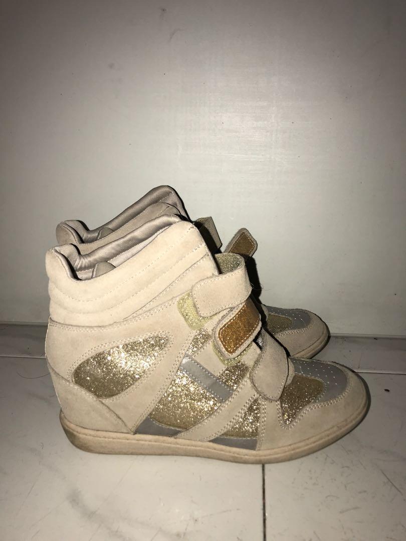 skechers wedge shoes