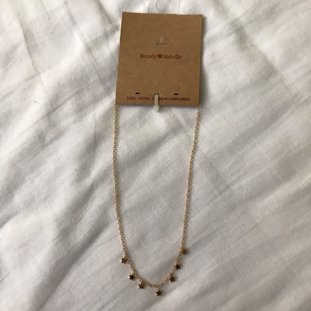 (Sold) Brandy Melville Gold Stars Necklace, Women's Fashion, Jewelry