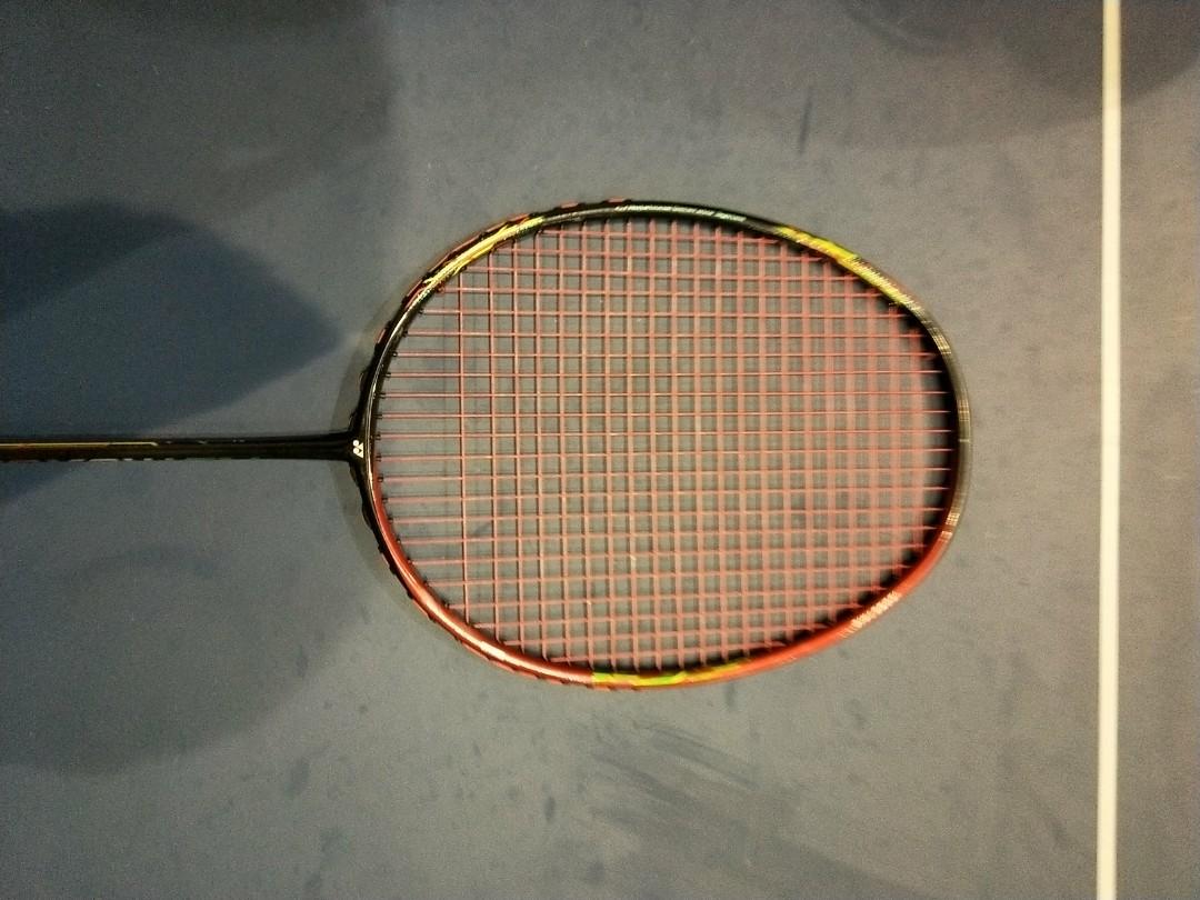 2nd hand badminton racket