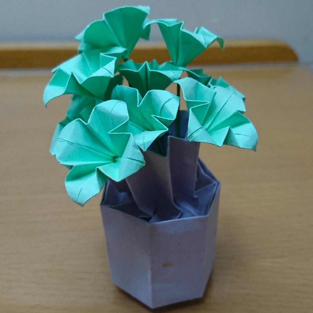 四葉草摺紙連紙花瓶 興趣及遊戲 手作 自家設計 工藝用品及工具 Carousell