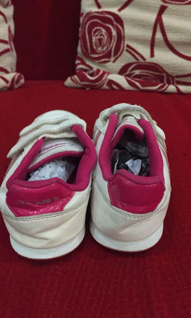 Adidas neo girl shoes 2025