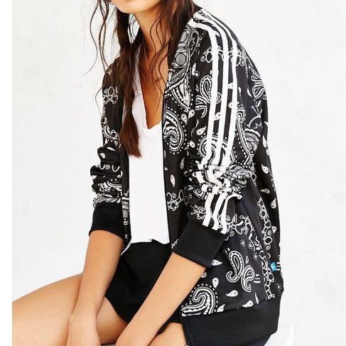 Adidas top paisley jacket