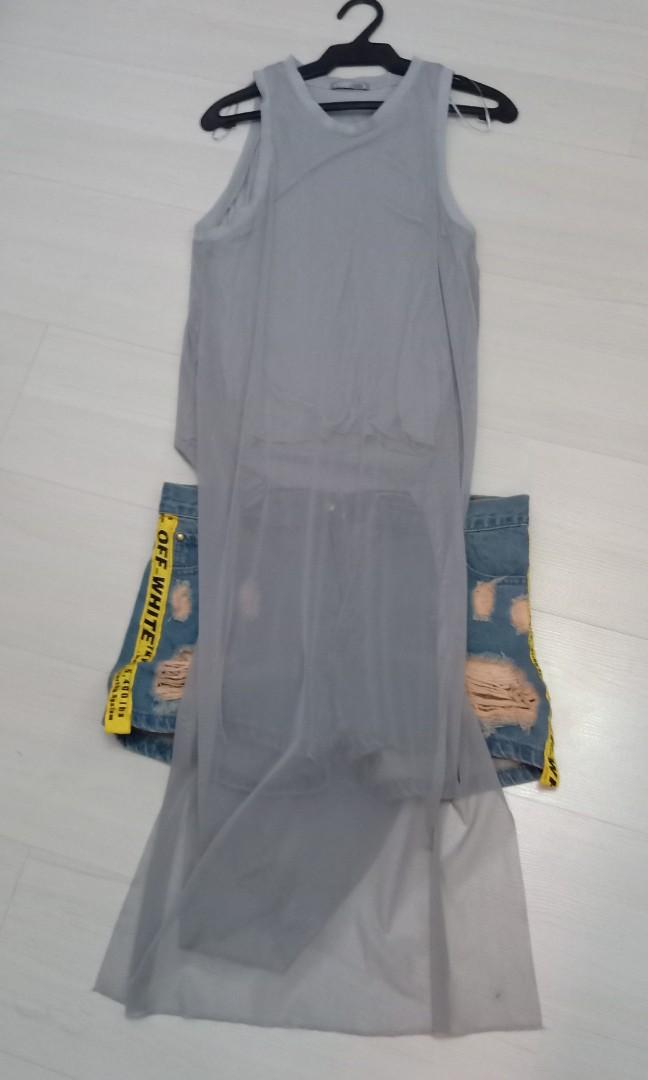 ala OFF WHITE denim cut out shorts (Category: Shorts) located in Manila. Submitted by declutter_with_s (Listing ID 228526095, Image 3). Description: ala off white. hype beast.