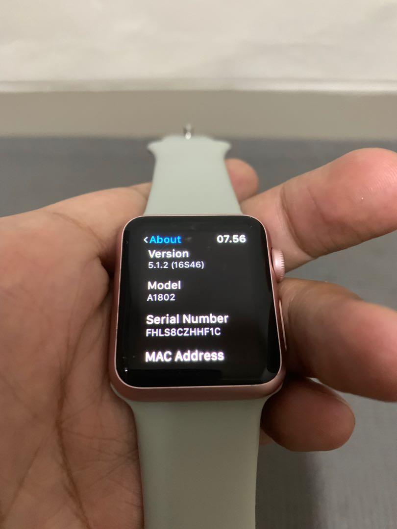 Apple Watch Series 1 Rosegold 38mm Elegan Prestisius, Telepon Seluler u0026  Tablet, Lainnya di Carousell