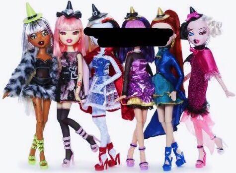 Bratz or Bratzillaz Dolls and Accessories Magic Night Out Bundle, Hobbies &  Toys, Toys & Games on Carousell