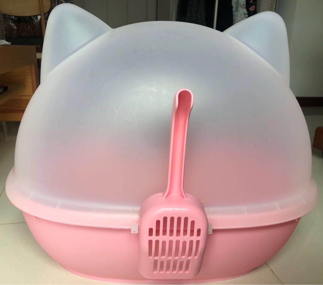 cat shaped litter box