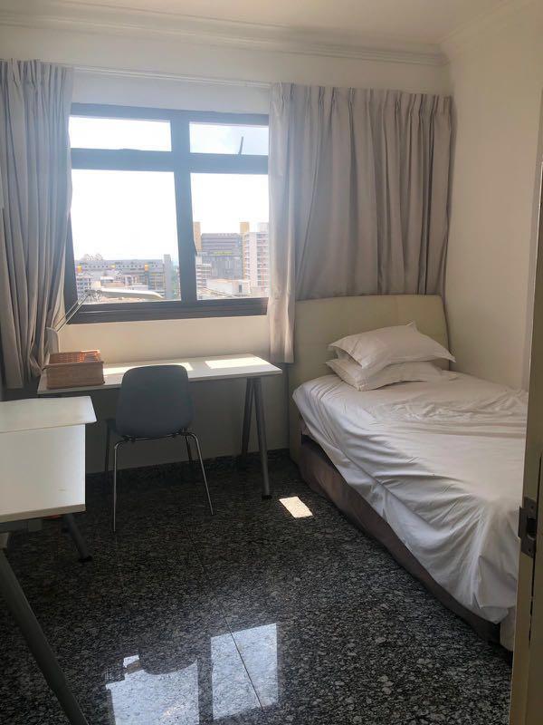 Common room for rent 815 JELLICOE ROAD, Property, Rentals, Room Rentals