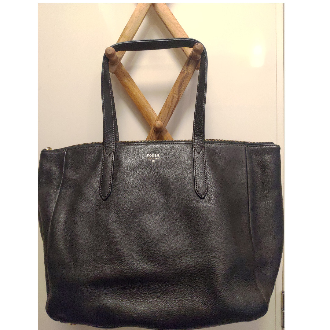 fossil black tote