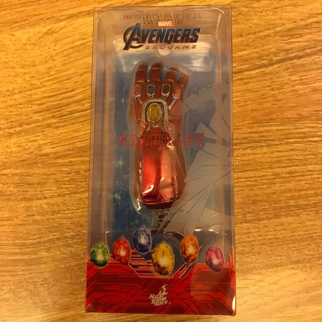 hot toys infinity gauntlet keychain