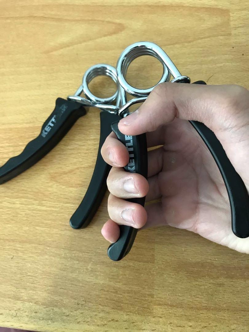 Kettler Spring Hand Grip 4.5 mm Sports Equipment Exercise Fitness Toning Stretching Accessories on Carousell
