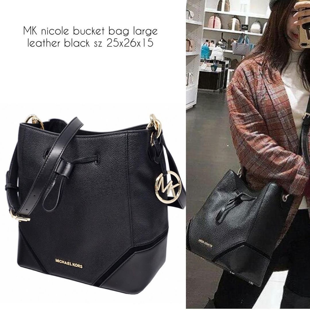 Michael Kors Nicole Large Bucket Bag sz 28x26x14