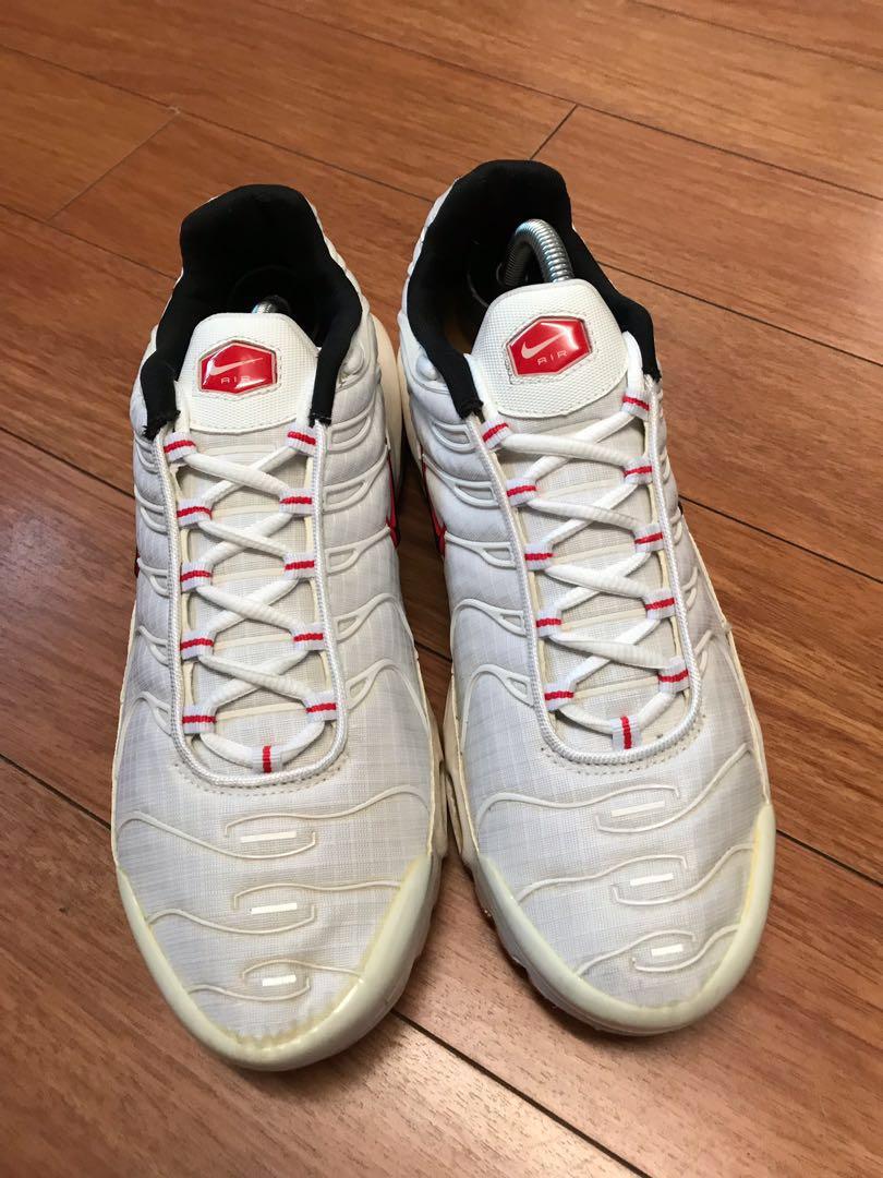 nike tn bloodshot