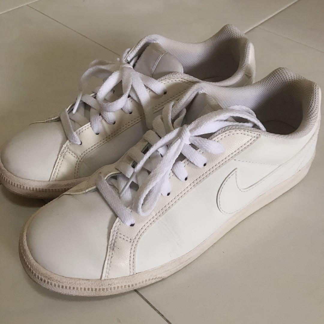 trendy white nike sneakers womens