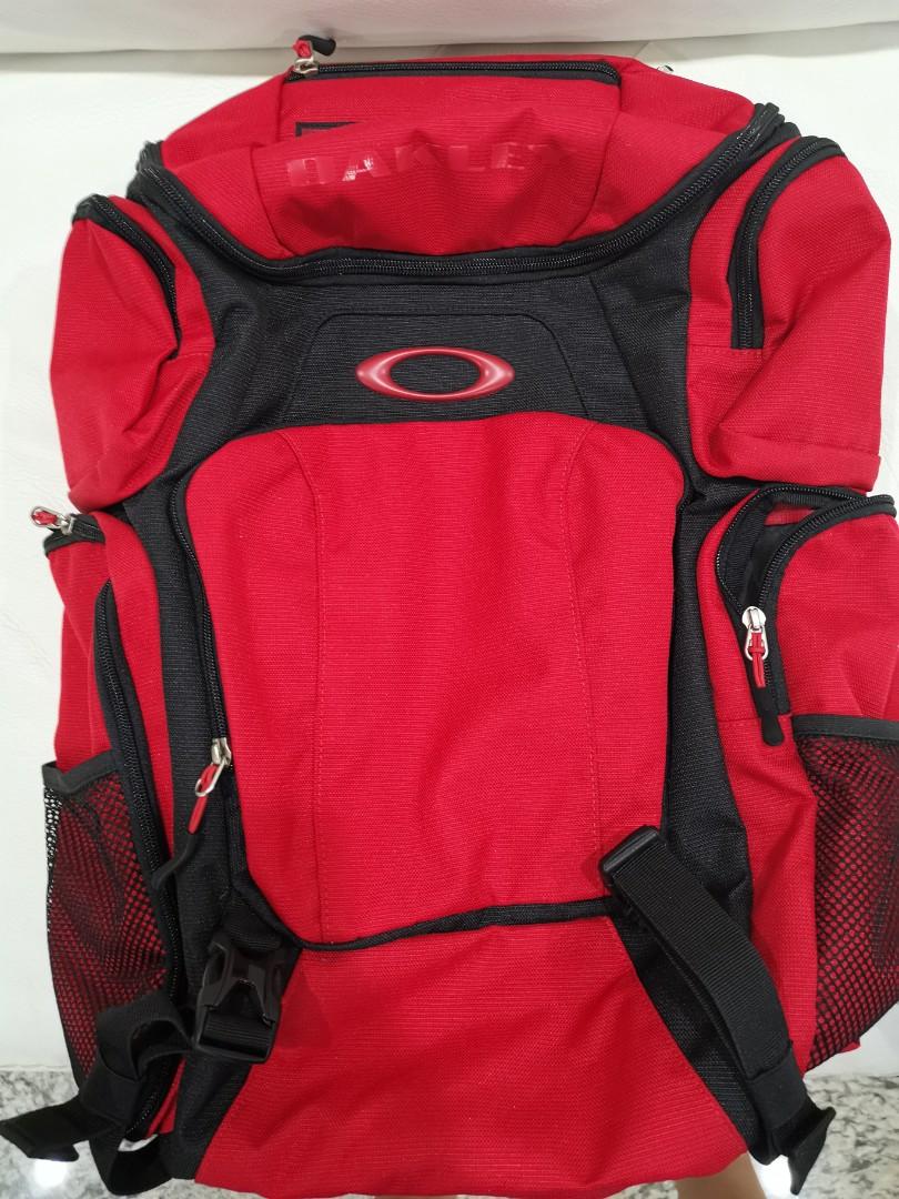 oakley blade 40 backpack