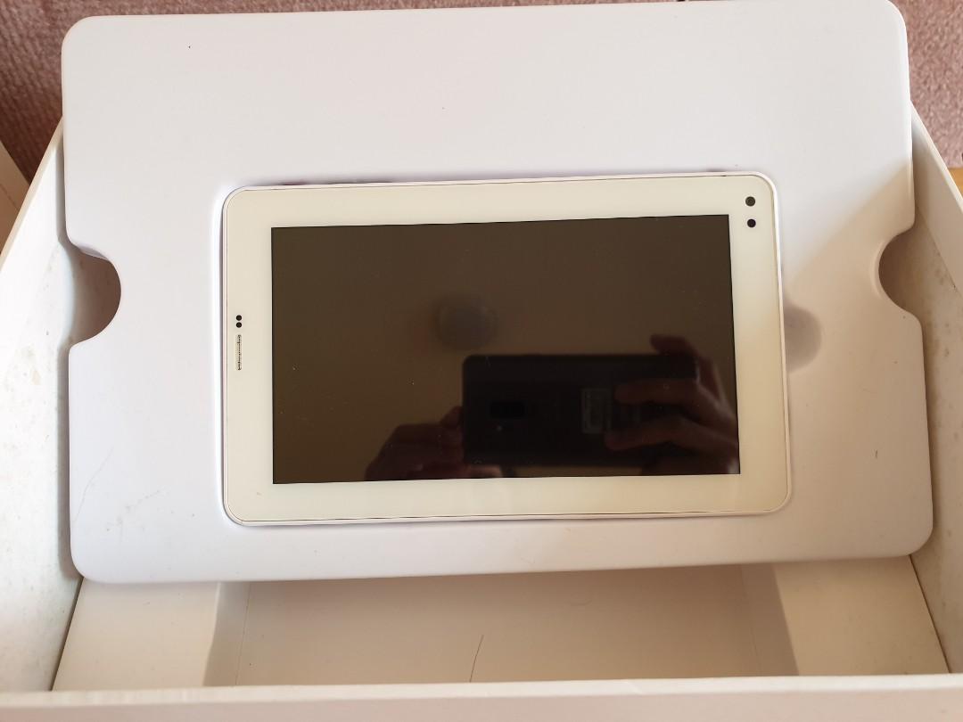 May Telepono ka na,May Tablet ka pa! PLDT Landline Telephone + Tablet