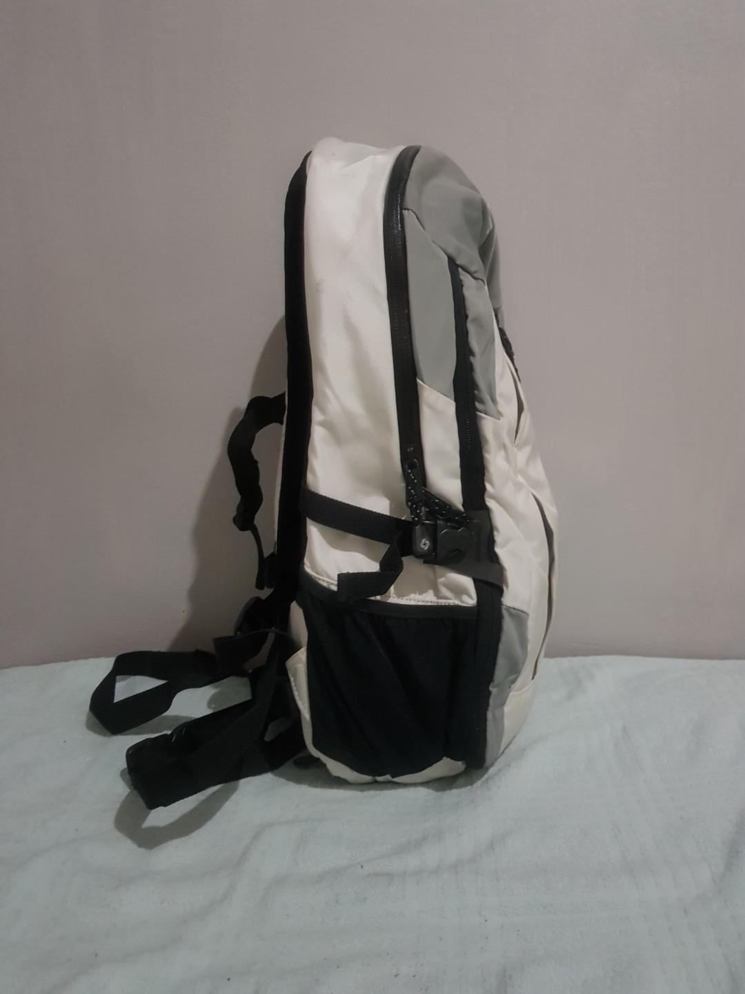 samsonite daypack