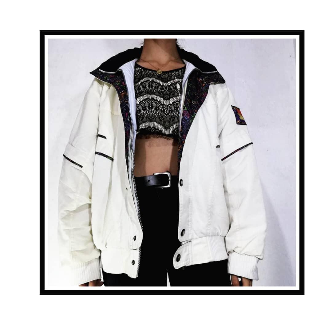 Vintage Jacket (Category: Coats, Jackets and Outerwear) located in Baguio. Submitted by hipsters.ph (Listing ID 228564795, Image 1). Description: .