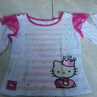 Baju Hk 
Ori Hk ya Dlu Bli Lsng Di Counter nya...