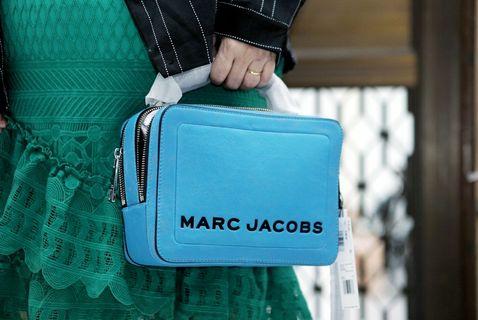 MARC JACOBS The Box in Aquaria
