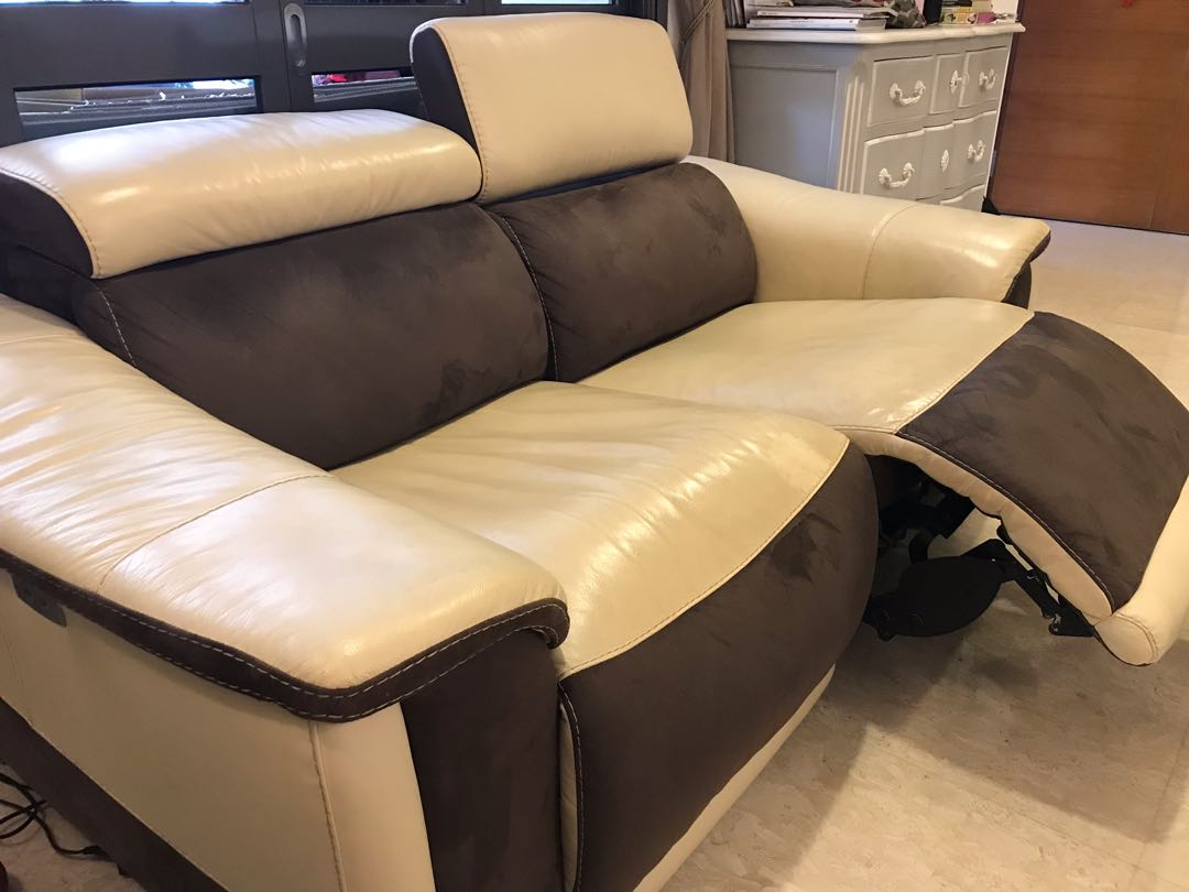 3 2 Full Leather Sofa With Motorised Extendable Leg Rest Furniture Home Living Sofas On Carou Motorised Extendable Leg Rest, Furniture Sofa Leg Rest