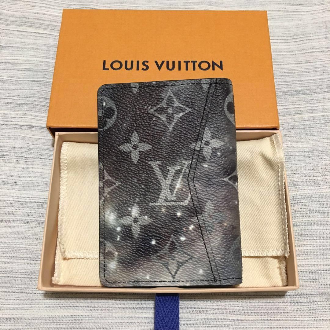 Louis Vuitton Galaxy Pocket organiser Silvery Multiple colors Grey Monogram  Leather ref.1016645 - Joli Closet