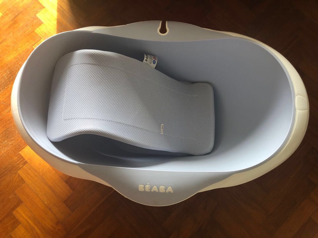 Beaba Baby Bath Tub + Bath Recliner , Babies & Kids, Nursing & Feeding
