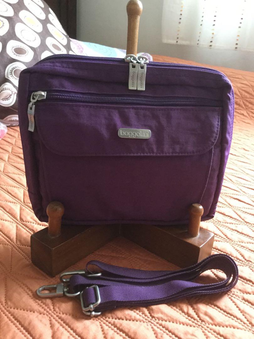Baggallini discount wander bag