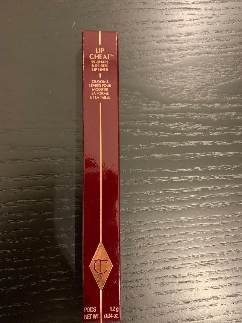 Charlotte tilbury lip liner (hot gossip) nude colour, Beauty & Personal
