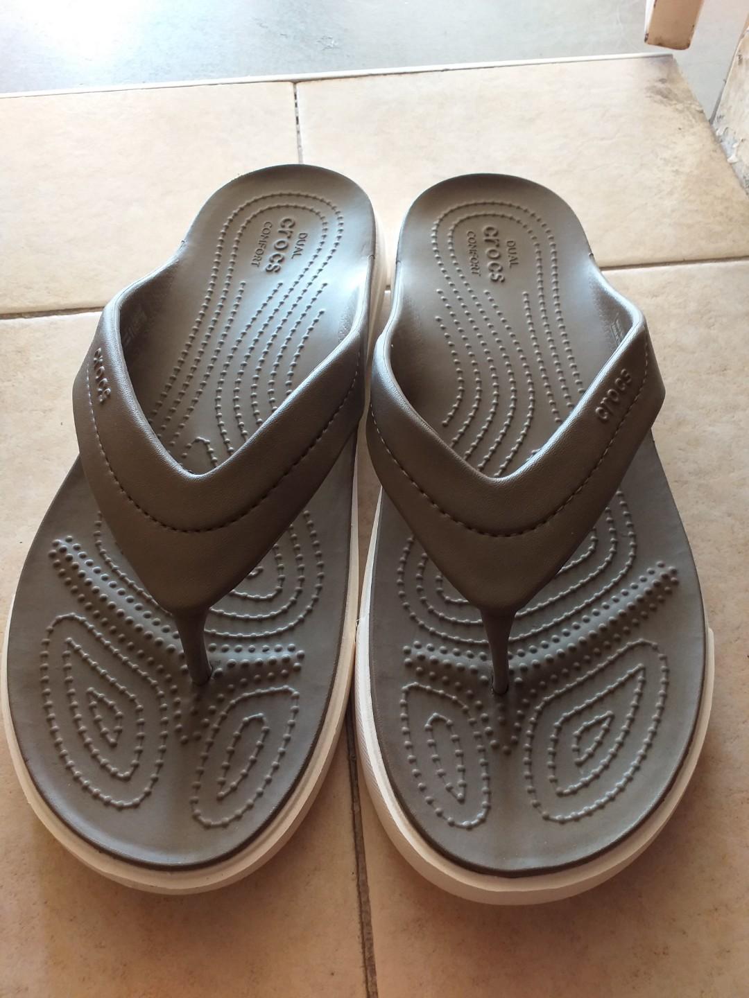 croc slippers