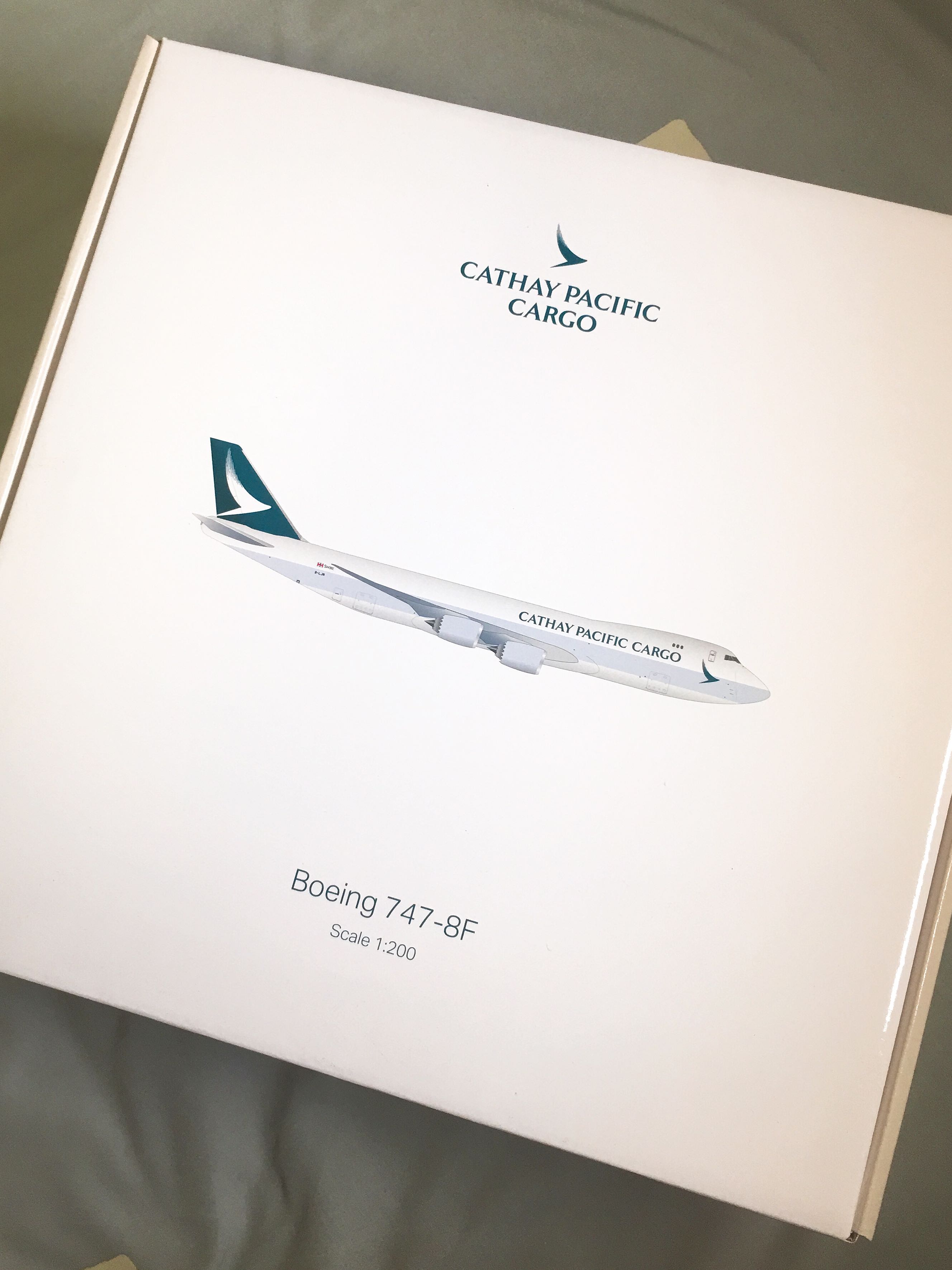 CX Cathay Pacific 747-8F aircraft model (1:200), 興趣及遊戲, 旅行