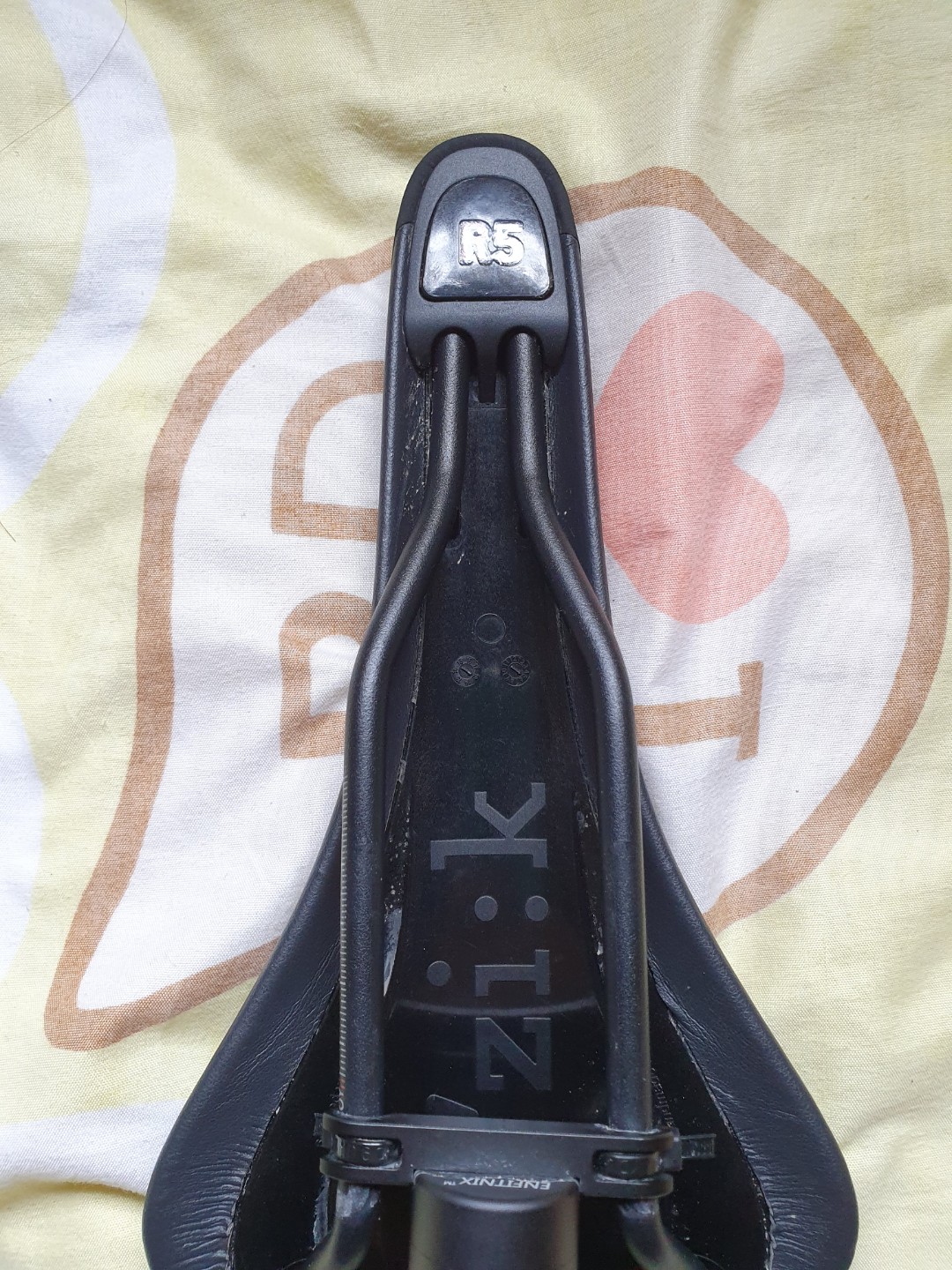 fizik r1 giro