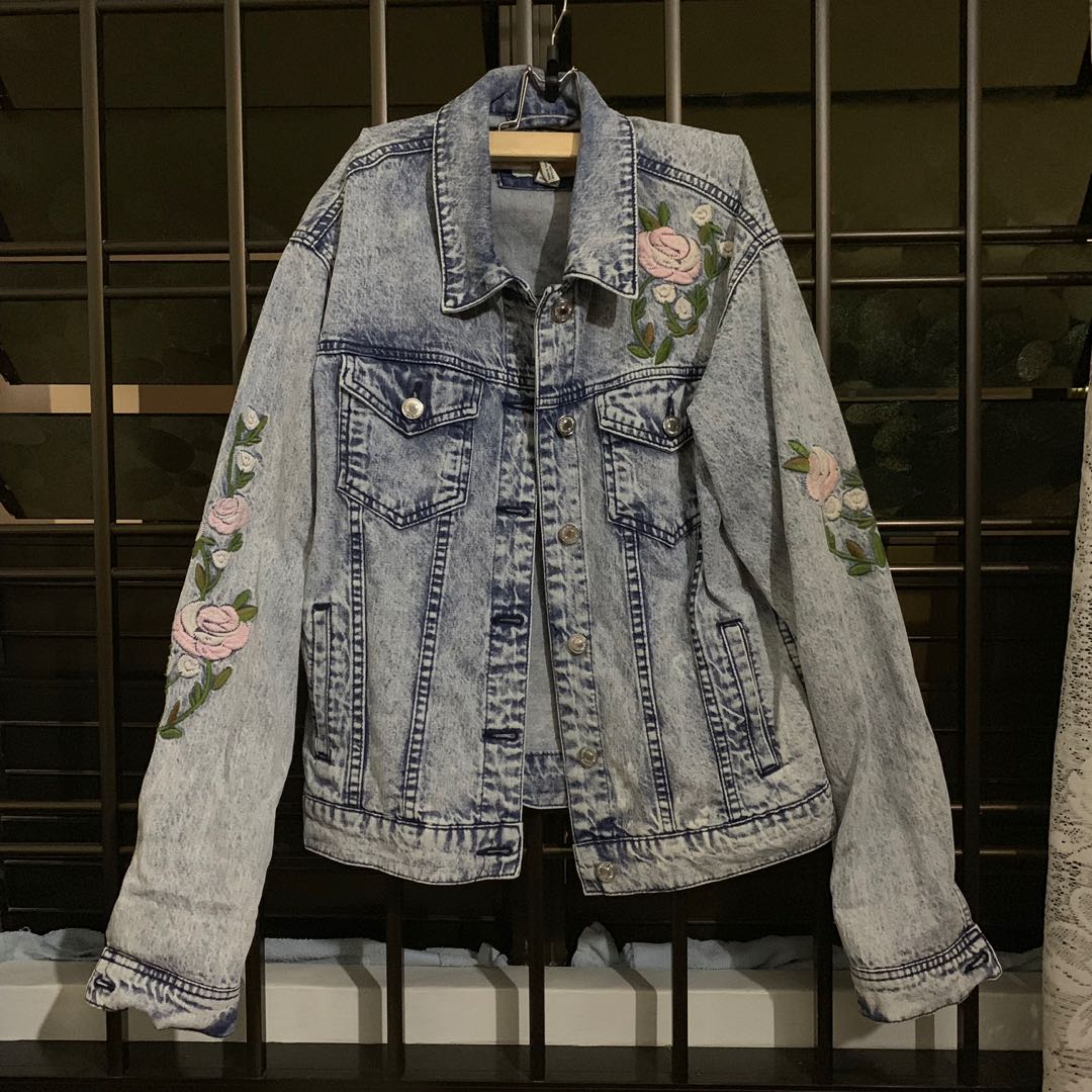 Floral denim jacket forever 21 on sale