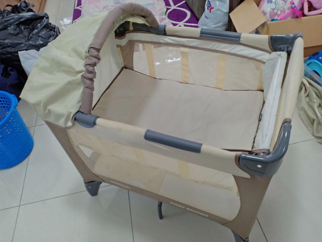 Graco store petite bassinet
