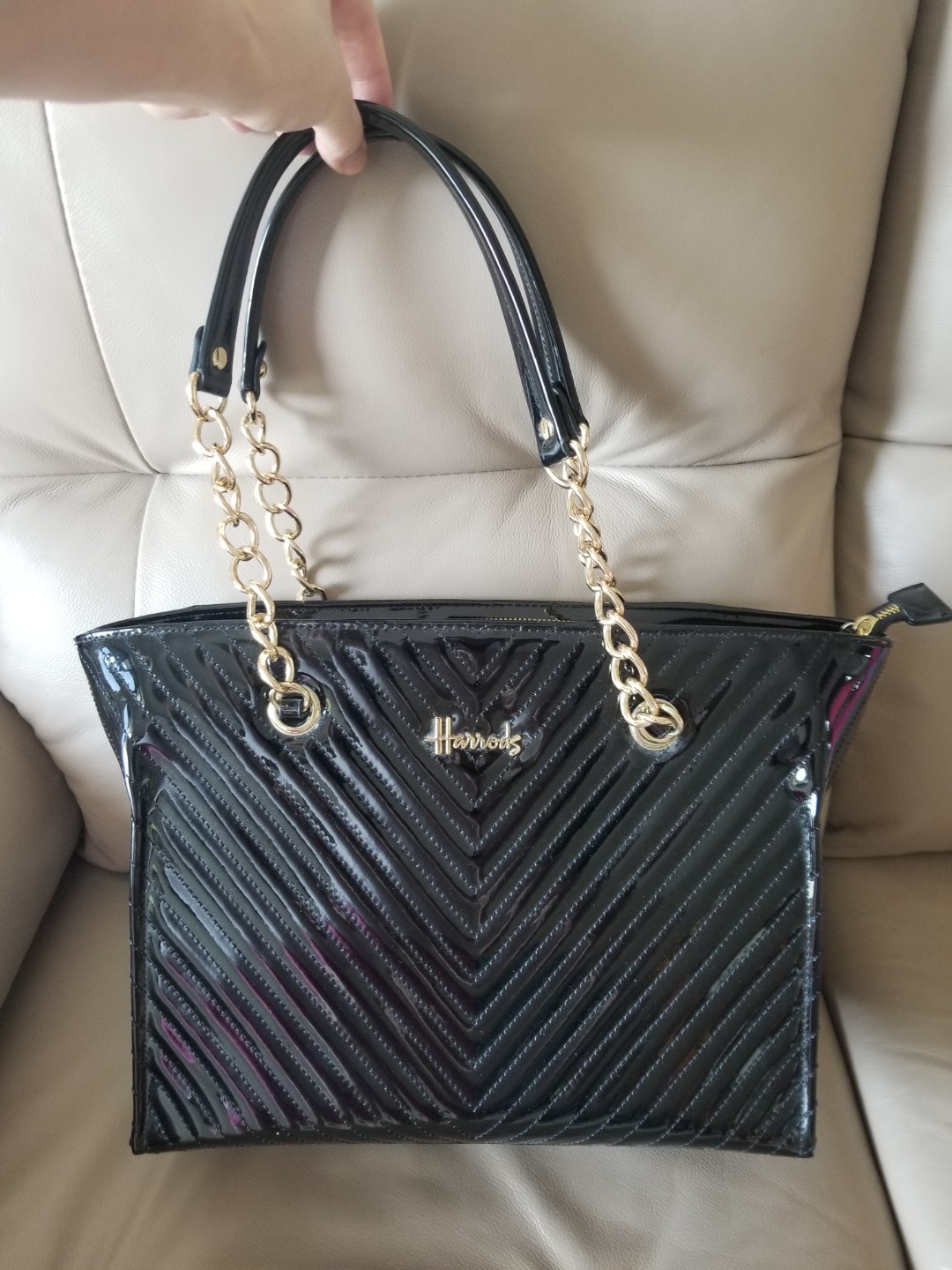 Harrods patent outlet chevron backpack