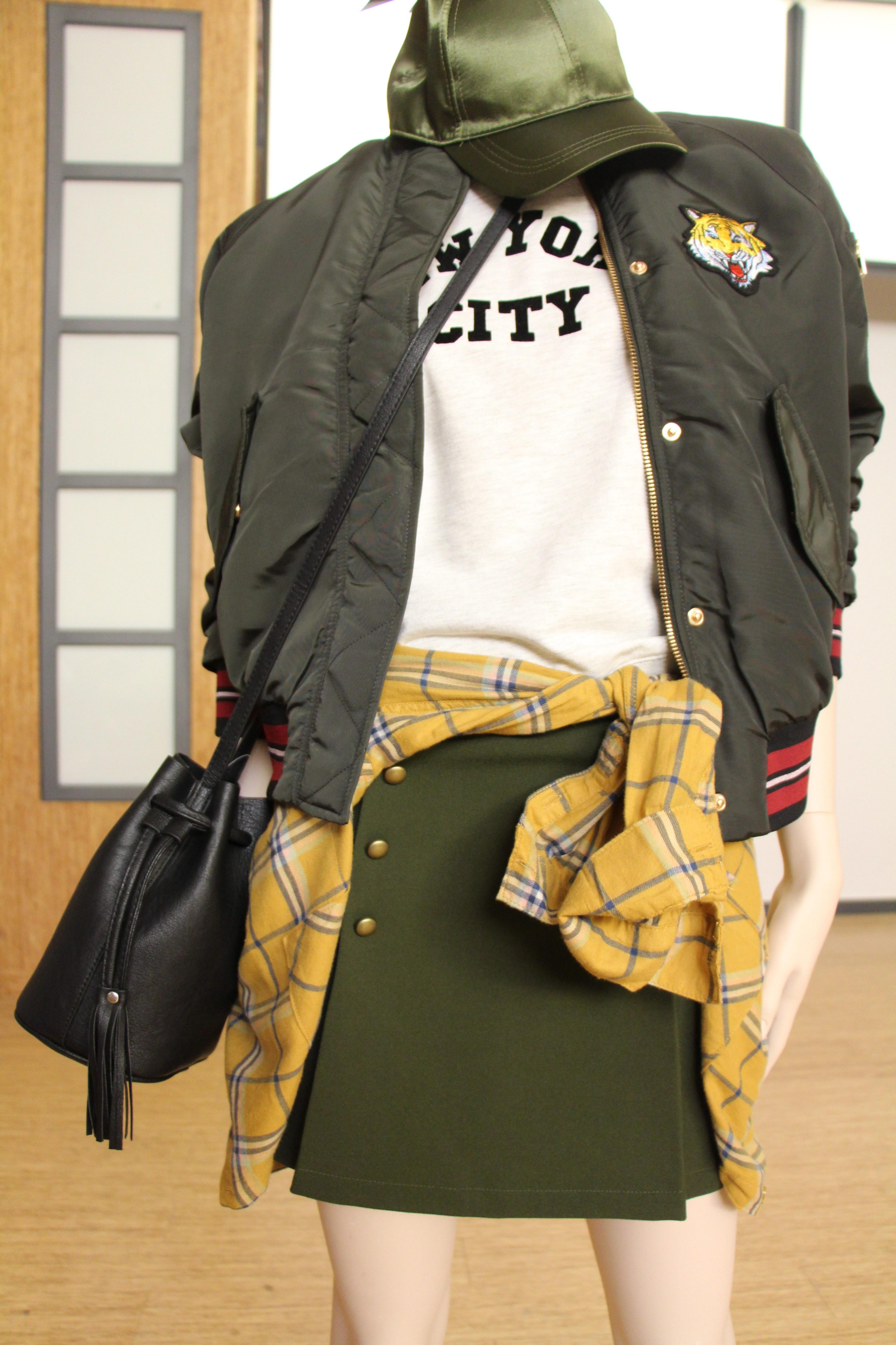 H M army green utility tiger embroidery bomber jacket