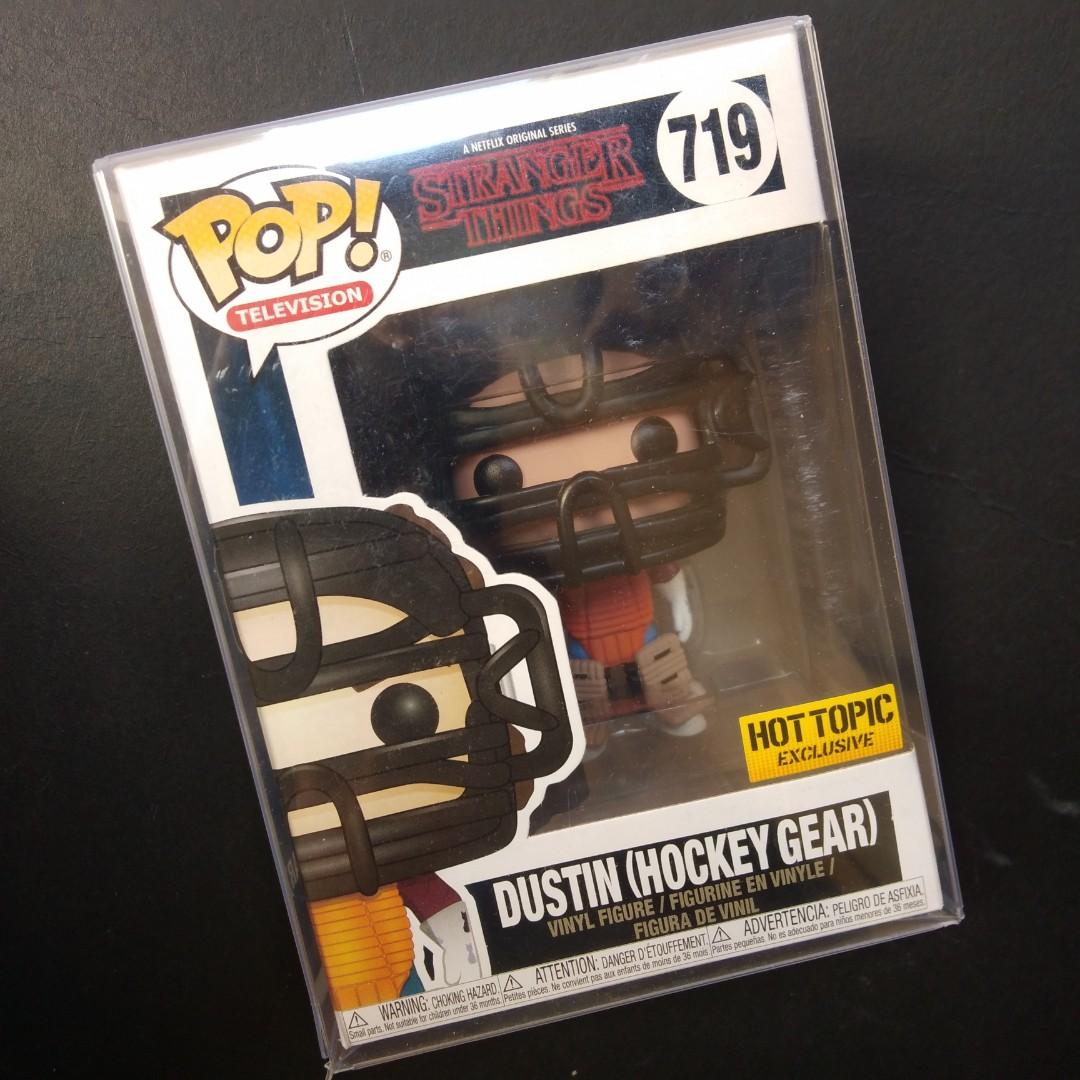 stranger things dustin hockey