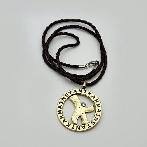 Dream high necklace shop