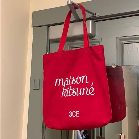 Maison Kitsune X 3ce Totebag Fesyen Wanita Tas Dompet On Carousell