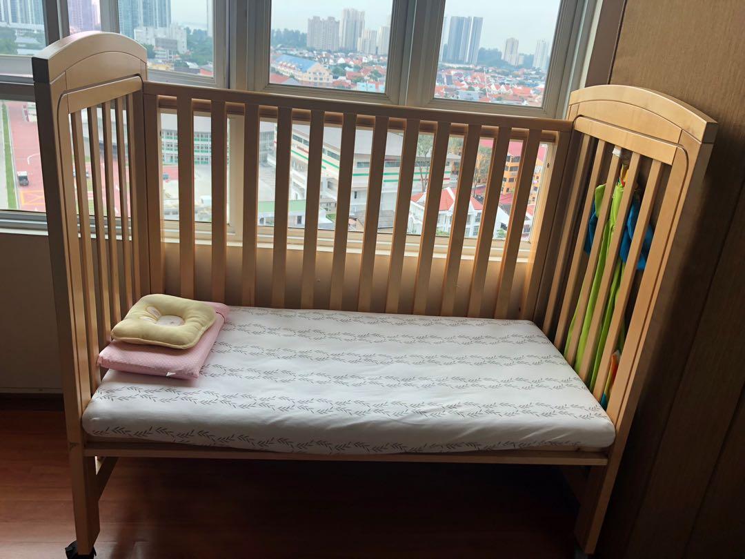 Mothercare Baby Cot, Babies & Kids, Baby Nursery & Kids Furniture, Cots