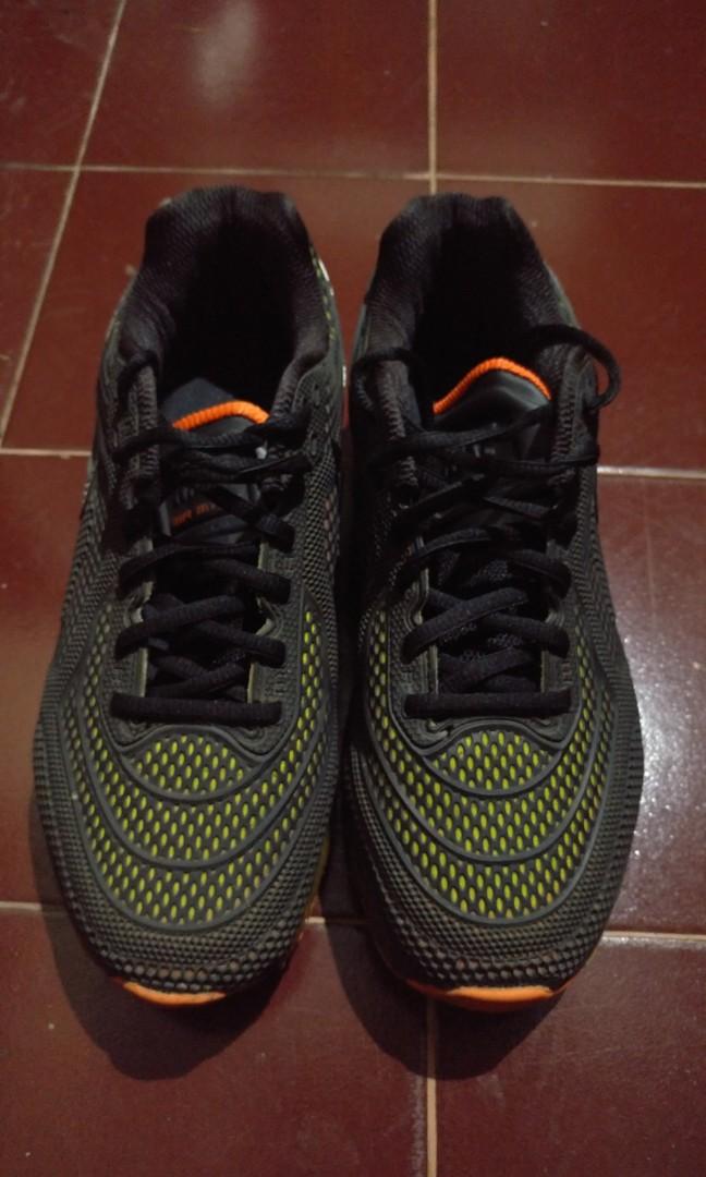 sale sepatu nike