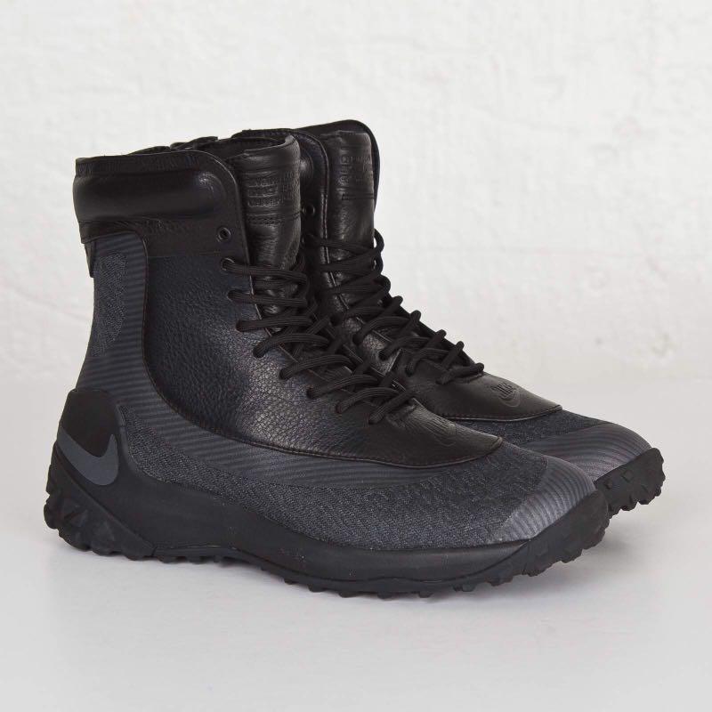 nike waterproof boots