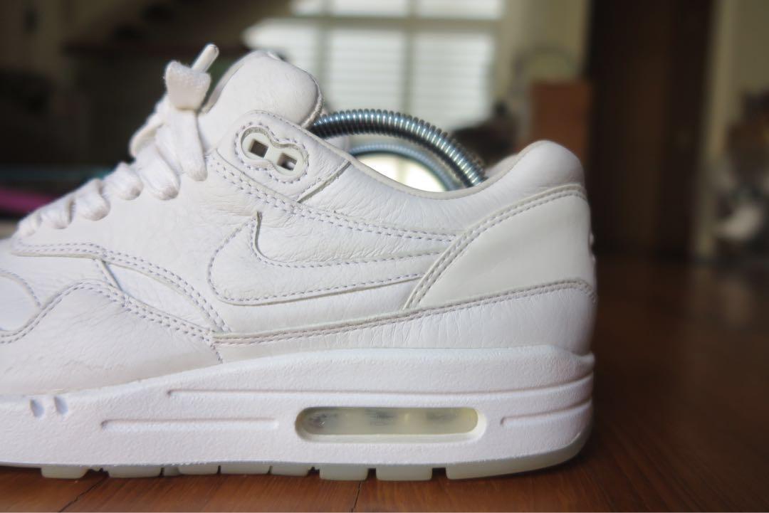 Nikelab air on sale max 1 deluxe
