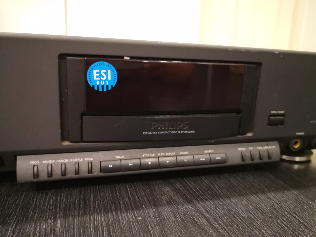 Stationary Oblong Pharmacology Philips CD951 CD player, Audio, Portable Music Players on Carousell