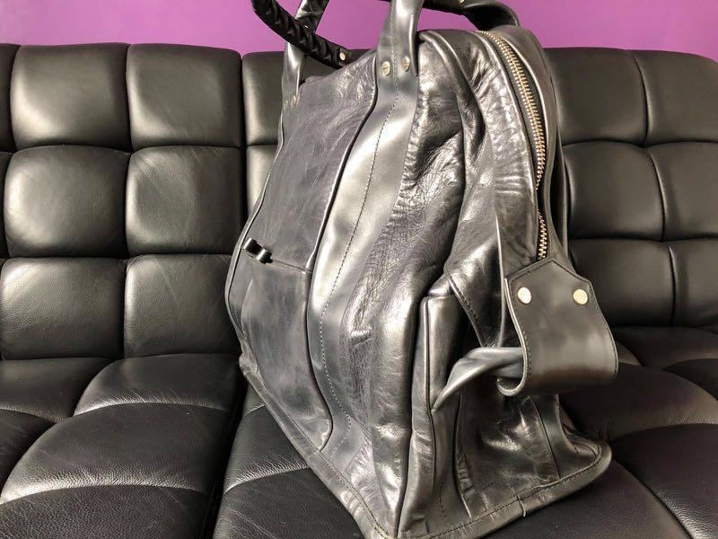 Taurus Handbag -Vegetable-Tanned Leathers – Jakebag