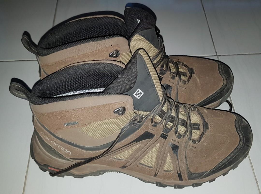 salomon hiking boots uk